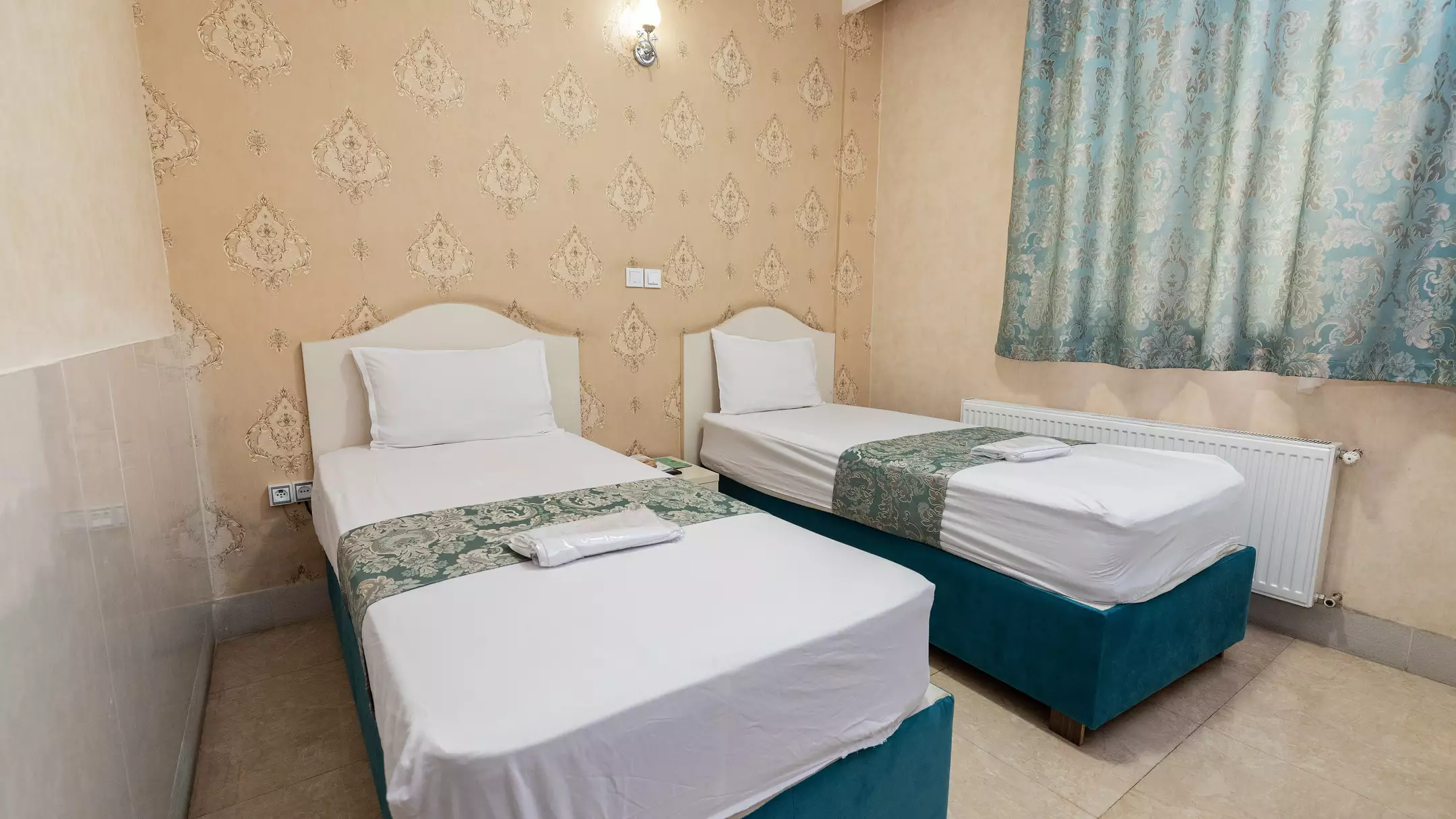 Alibaba https://cdn.alibaba.ir/ostorage/hotel-accommodation-images/674eb7a810d0d5745be3d4e8_هتل راژیا - اتاق دوتخته سینگل (1).webp